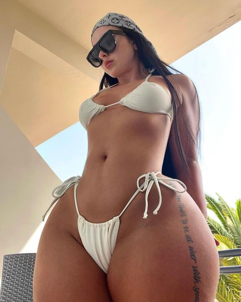 Ellie Appleton / ellieapples — Leaked Photo