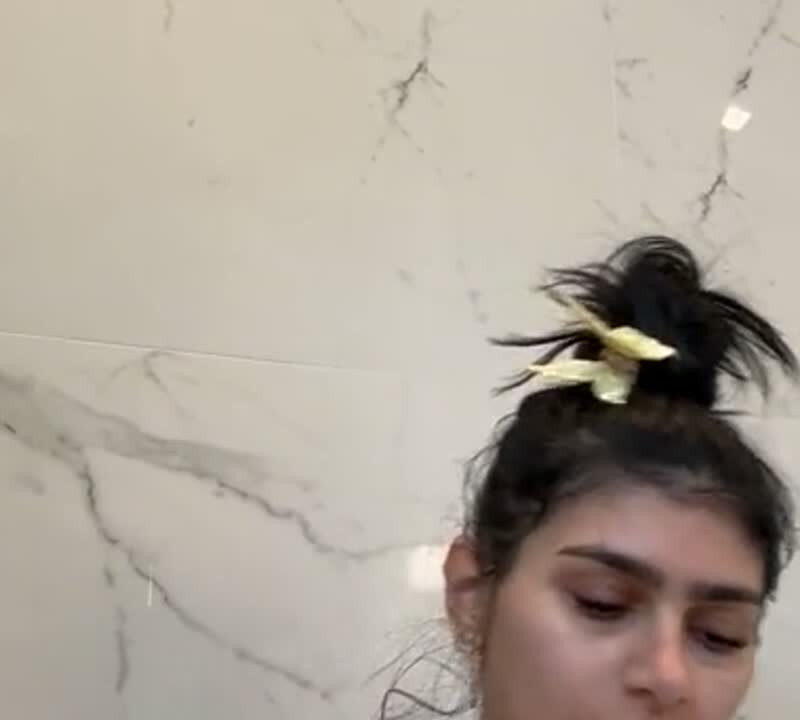 Mia Khalifa Shower Facial PPV Video Leaked