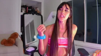 Izzy Green — Video 572